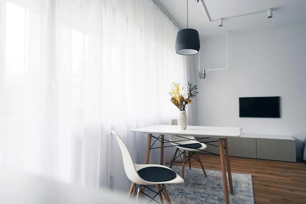 Apartment Mit Balkon Und Privatparkplatz Аугсбург